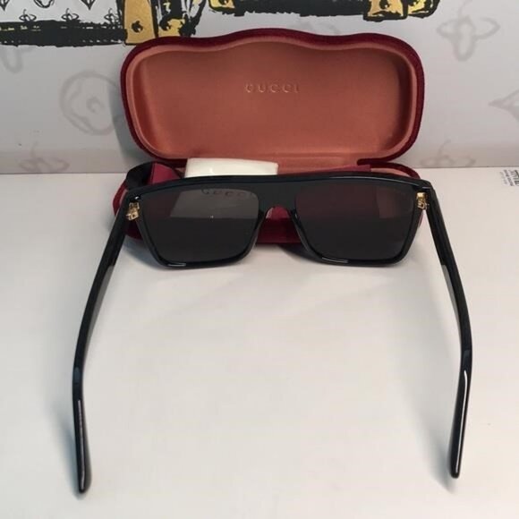 New Authentic Gucci Black Sunglasses GG0748s 001 - Picture 9 of 11
